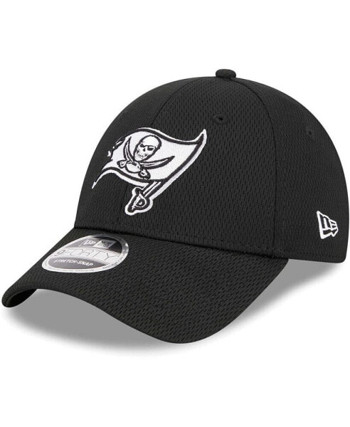 Men's Black Tampa Bay Buccaneers Main B-Dub 9FORTY Adjustable Hat