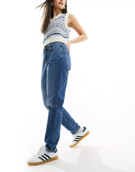 HUGO BLUE mom jeans in mid blue