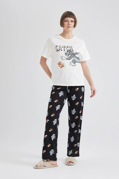 Fall In Love Tom Jerry Regular Fit Kısa Kollu Pijama Takımı B6177ax24sp