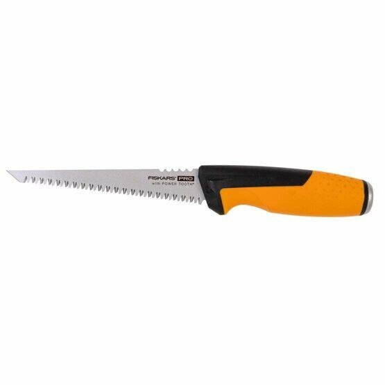 Садовая пила Fiskars с зубчатым лезвиемирн 7TPI