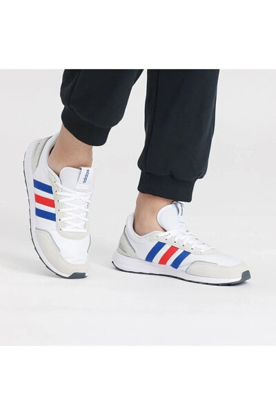 Кроссовки Adidas Retrorunner Essential