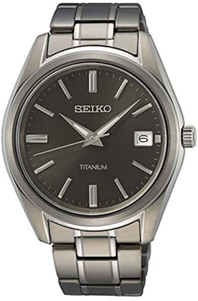 Seiko Men's Quartz Watch Titanium with Stainless Steel Strap