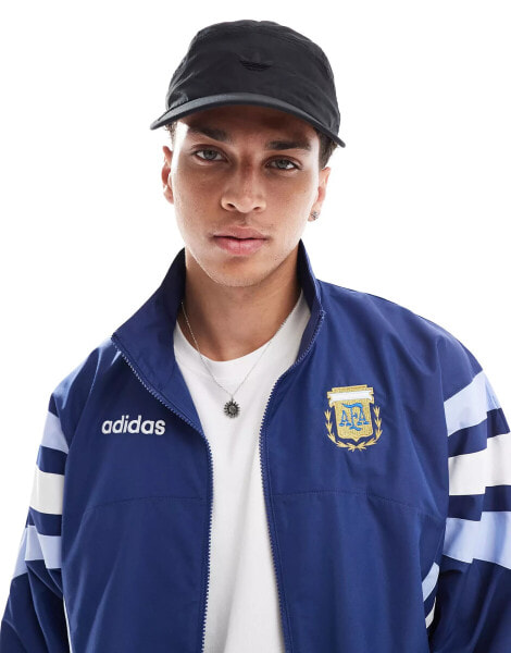 adidas Originals cap with mesh detail in black