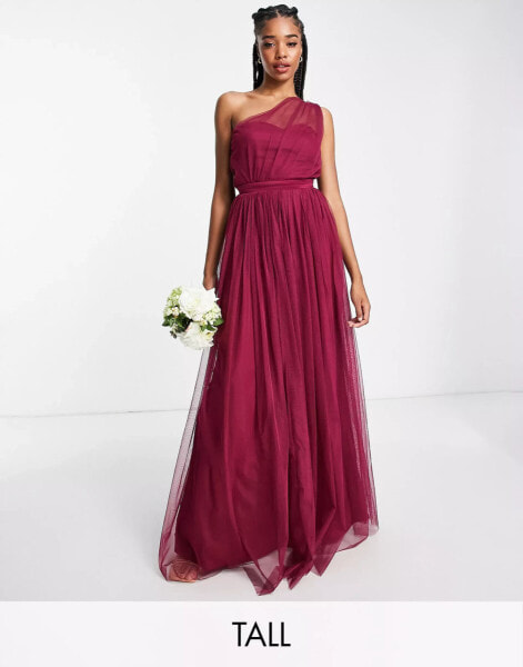 Anaya With Love Tall – Bridesmaid – Maxikleid aus Tüll in Pflaumenrot mit One-Shoulder-Träger