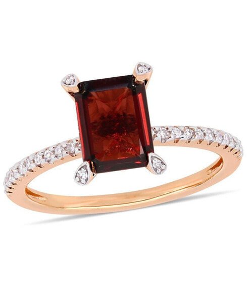 Кольцо Macy's Garnet and Diamond in 10k Rose Gold.