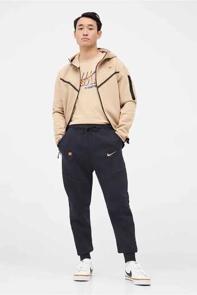 Спортивные брюки Nike Barcelona Tech Fleece Jogger