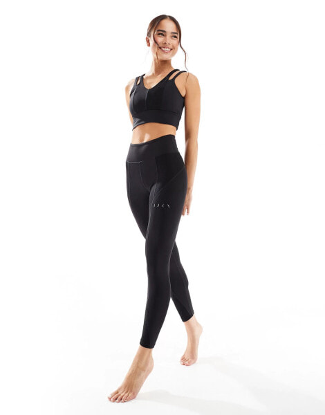 Born Living Yoga – Reka – Leggings in Schwarz