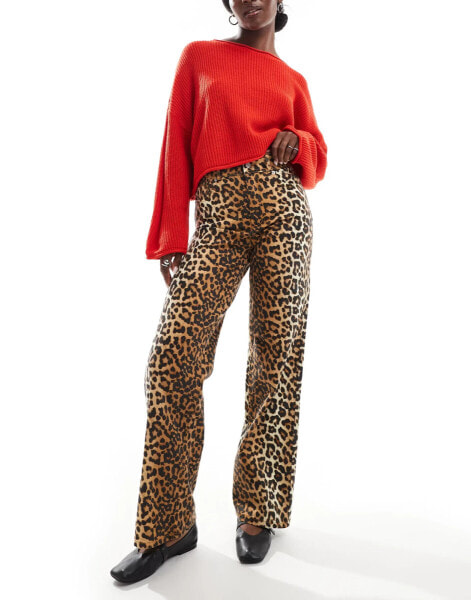 YAS high waist straight leg jeans in leopard print - MULTI