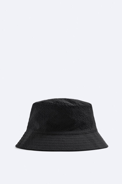 Textured bucket hat