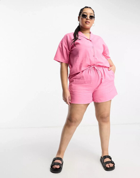 Daisy Street Plus linen relaxed boxy shorts in pink co-ord