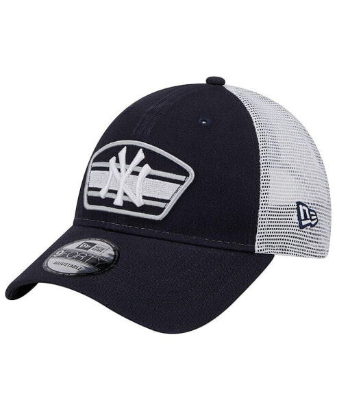 Men's Navy, White New York Yankees Logo Patch 9FORTY Trucker Snapback Hat