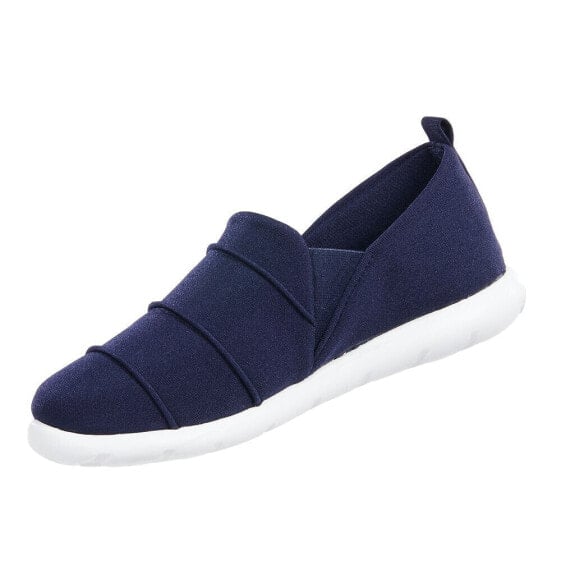 Zenz from Isotoner Women's Indoor/Outdoor Pintuck Lauren Slip-Ons