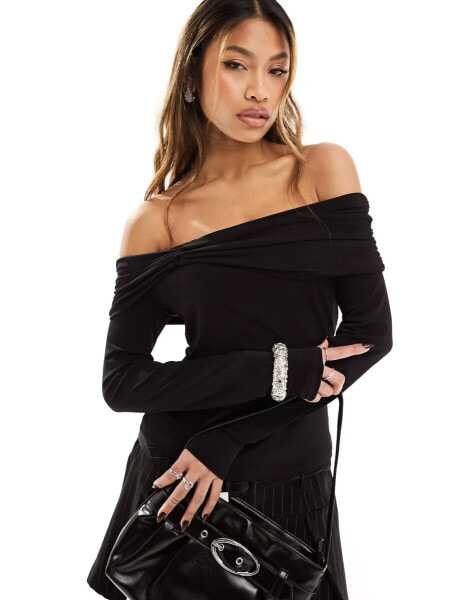 NA-KD off shoulder detailed top in black