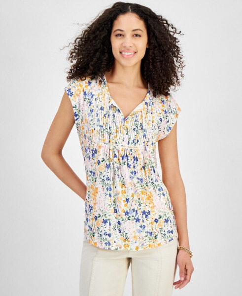 Women's Garden Printed Pintuck Top