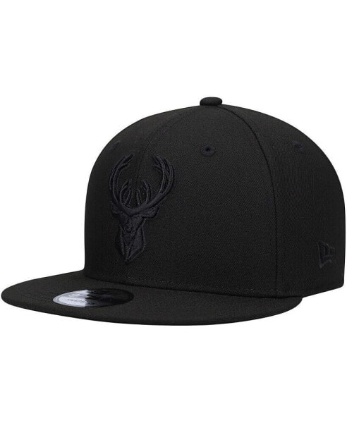 Men's Milwaukee Bucks Black On Black 9FIFTY Snapback Hat