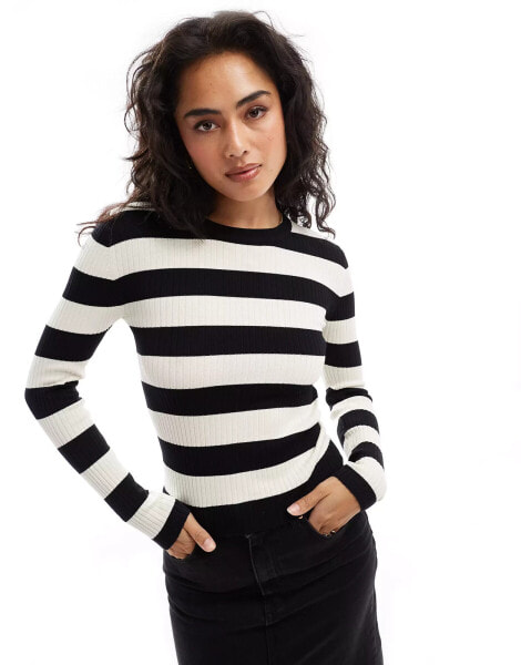 JDY round neck stripe jumper in black and white