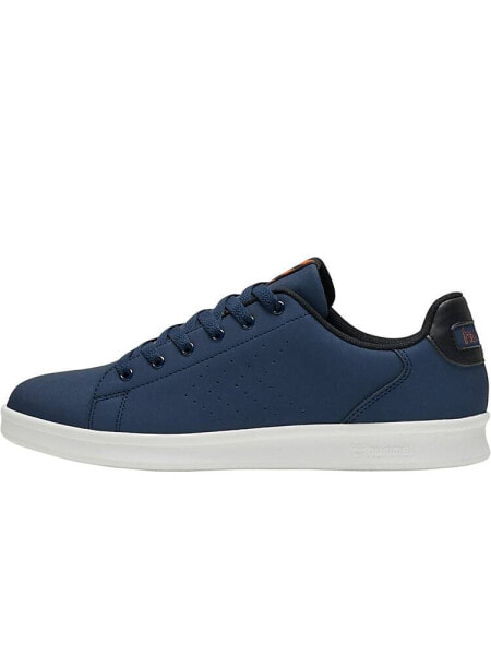 Hummel leisure trainers in black