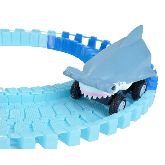 Игровой набор с гибким треком WILD REPUBLIC Hammerhead Shark Flex Track