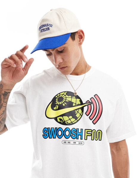 Nike unisex Swoosh FM graphic t-shirt in white