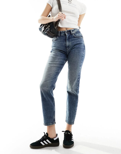 Noisy May Moni high waisted straight jeans in mid wash blue