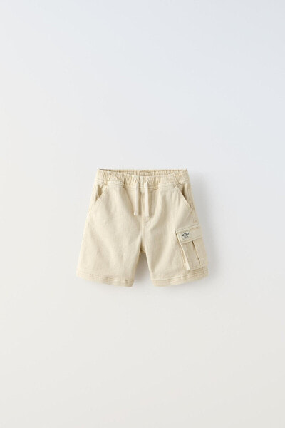 Super stretch cargo bermuda shorts