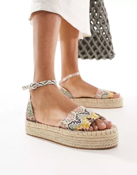 South Beach crochet flatform espadrille in Natural