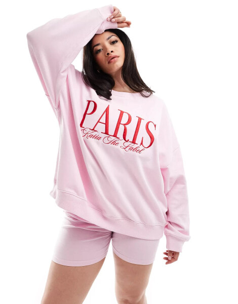 Kaiia Paris Plus motif sweatshirt co-ord in light pink