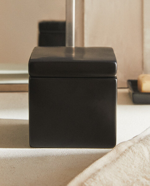 Earthenware bathroom storage jar