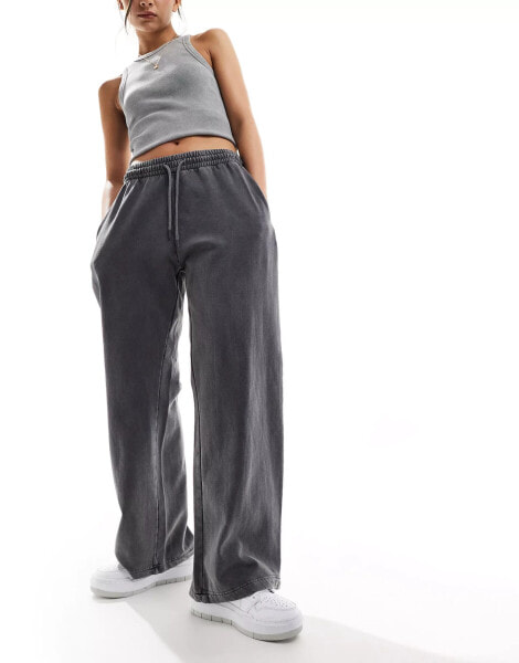 NewLook wide leg jogger in dark grey