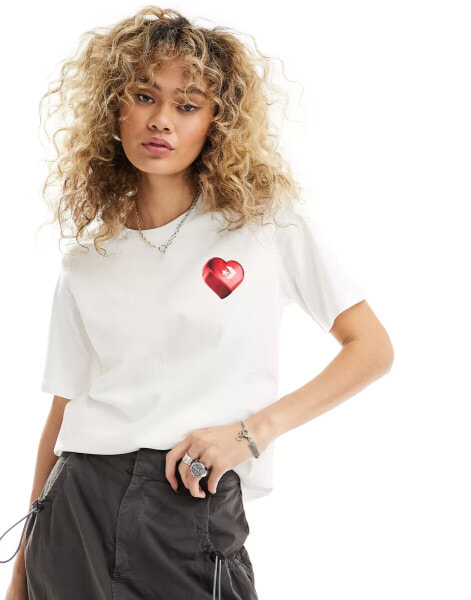 Converse heart back print t-shirt in white - WHITE