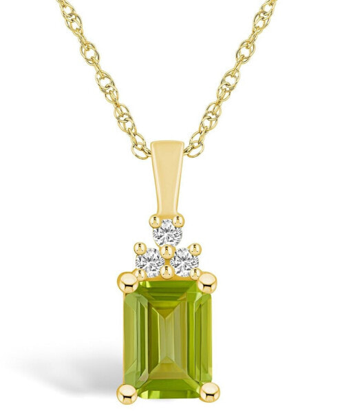 Macy's peridot (1-3/4 Ct. T.W.) and Diamond (1/10 Ct. T.W.) Pendant Necklace in 14K Yellow Gold