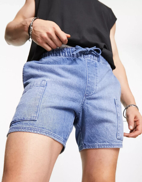 ASOS DESIGN slim shorter length denim cargo shorts in blue wash