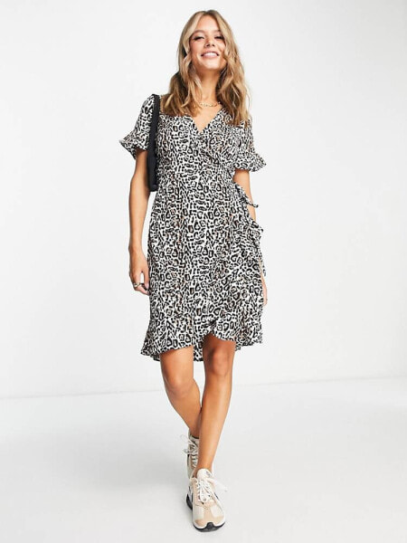 Vero Moda wrap mini dress in leopard print