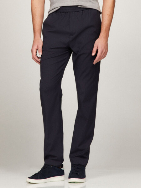 Regular Fit Solid Stretch Pant