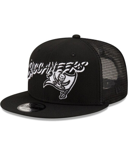 Бейсболка New Era Tampa Bay Buccaneers черная с граффити 9FIFTY Snapback для мужчин