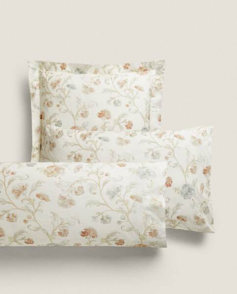 Floral print pillowcase