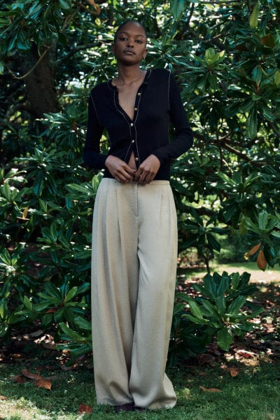 WIDE-LEG TROUSERS WITH PLEATS