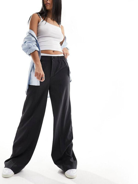 Pieces tailored wide leg heavyweight trousers in charcoal