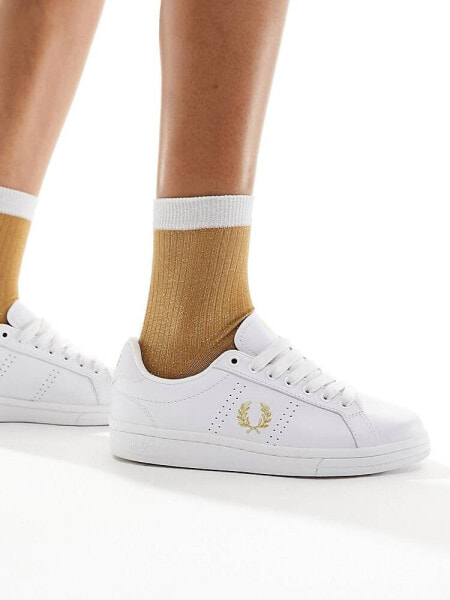 Fred Perry leather trainer in white 