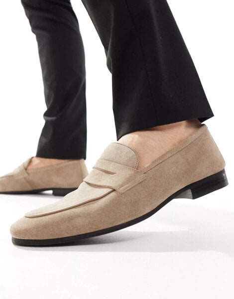 Walk London – Capri – Loafer aus Wildleder in Taupe mit Satteldetail