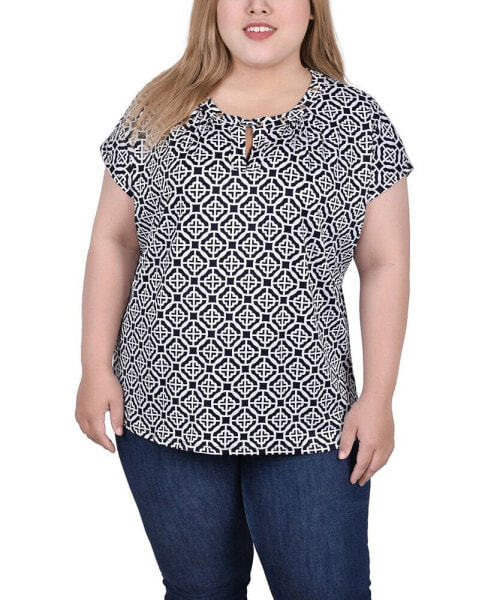 Plus Size Extended Sleeve Top with Grommets