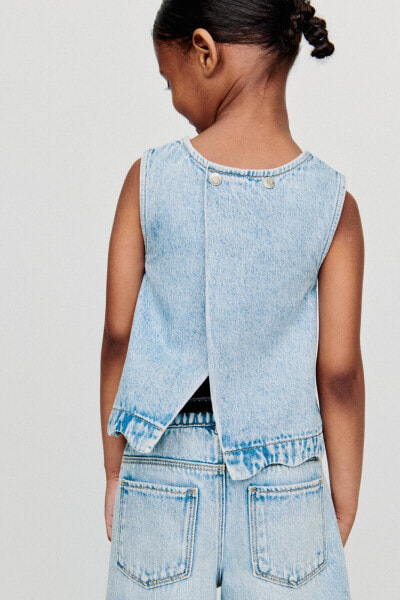 Denim top with scalloped hem