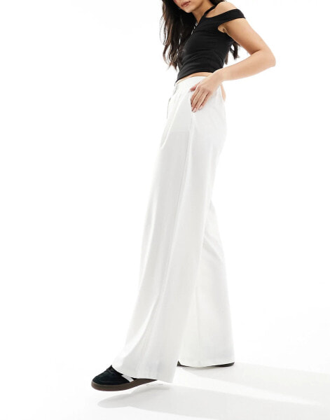 Stradiarius tailored pleat front trousers in ecru