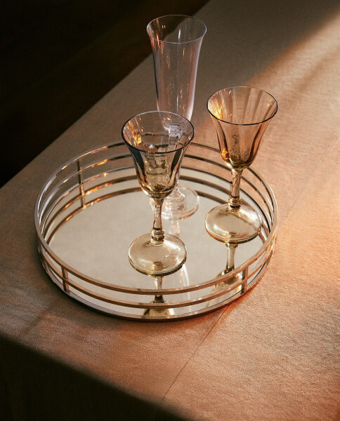 Round metal and mirrored tray