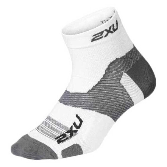 2XU Vectr Ultralight 1/4 crew socks