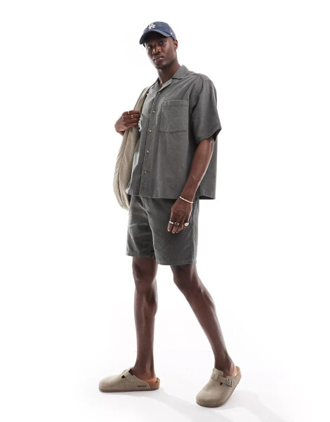 ONLY & SONS pull on fine cord short co-ord in grey