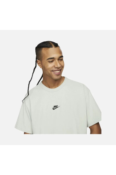 Футболка мужская Nike Sportswear Premium Essentials Short-Sleeve Erkek T-shirt DO7392-030