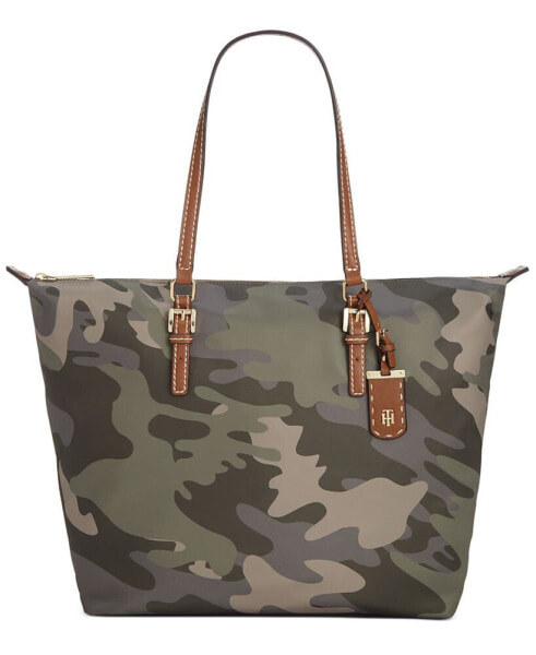 Julia Camo Zippered Tote