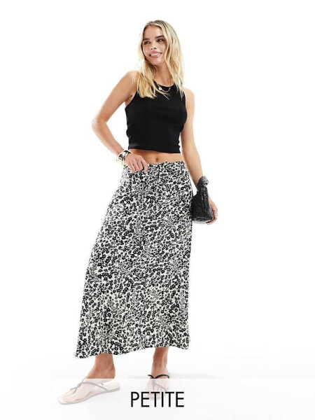 Nobody's Child Petite Monie midi skirt in print