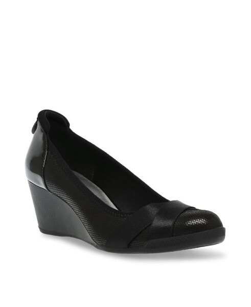 Women's Timeout Wedge Pumps